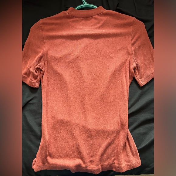 xs red mock neck top - Picture 2 of 2
